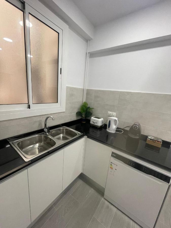 Family-Friendly Home In Central Barcelona 4Bdr Εξωτερικό φωτογραφία