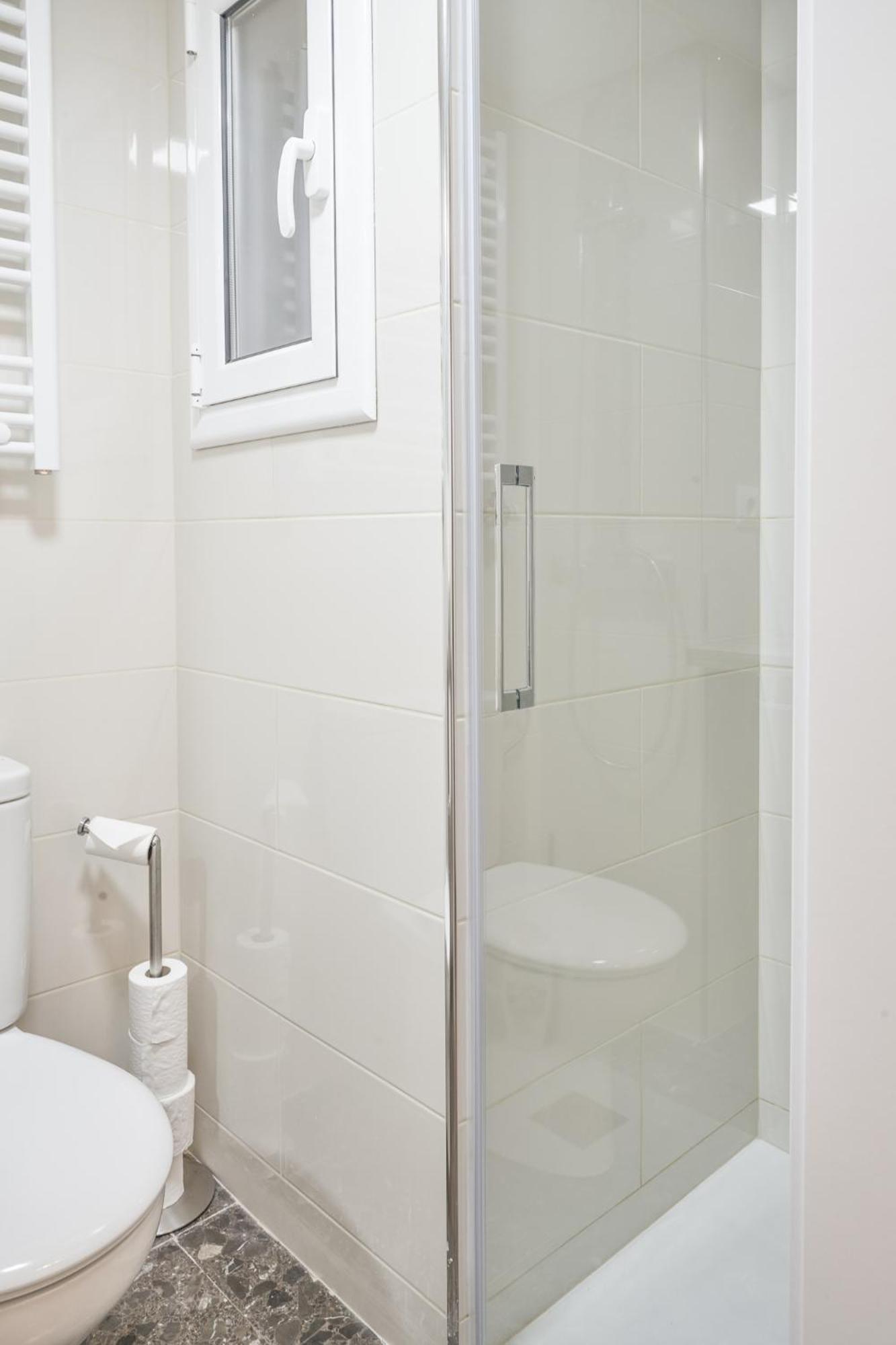 Family-Friendly Home In Central Barcelona 4Bdr Εξωτερικό φωτογραφία