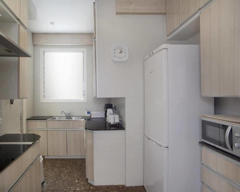 Family-Friendly Home In Central Barcelona 4Bdr Εξωτερικό φωτογραφία